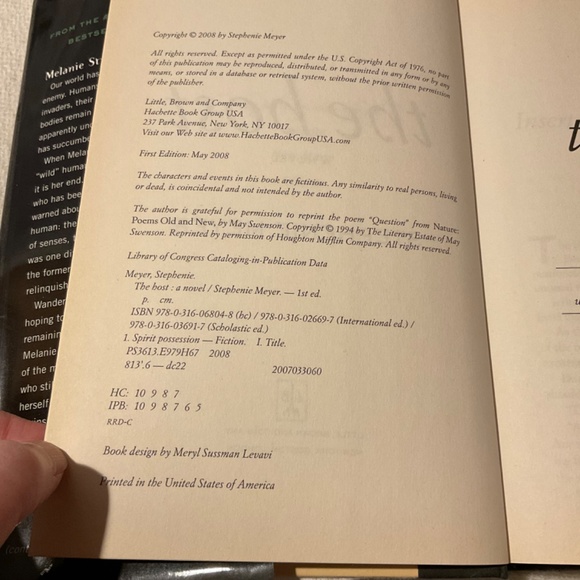 The Host by Stephanie Meyer - Hardcover Book - Picture 4 of 6